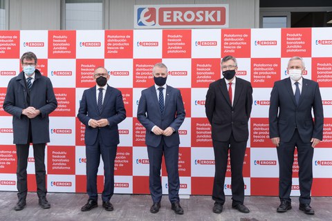 El Lehendakari Iñigo Urkullu visita la nueva plataforma de productos frescos de Eroski