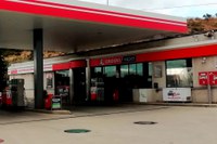 EROSKI y AVIA firman un acuerdo para expandir los supermercados Rapid en las gasolineras