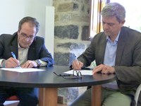 MISE y AYUDA EN ACCIÓN firman un acuerdo para promover el desarrollo de comunidades rurales