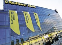 Laboral Kutxaren eta Raiffeisen Bank International bankuaren arteko hitzarmena sinatu da, enpresak finantzatzeko